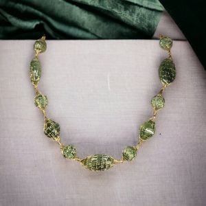 Art Glass Necklace Fish Net Gold Tone Mesh Green Bead Twisted Statement Jewelry